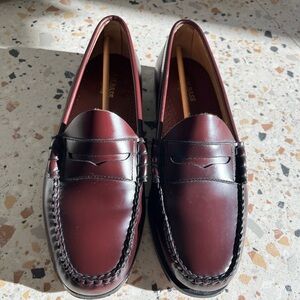 Classic Weejuns Loafer in 9.5 Wide Wine